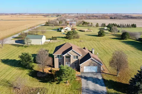 24721 S Scheer Rd, Monee, IL 60449
