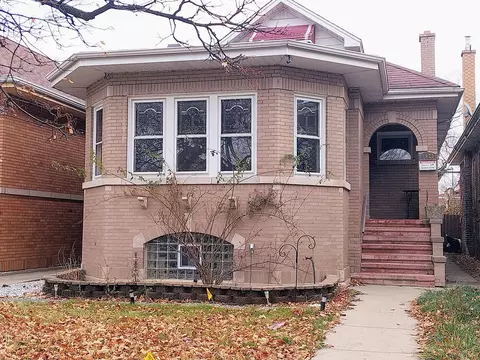 1921 N Newcastle Ave, Chicago, IL 60707
