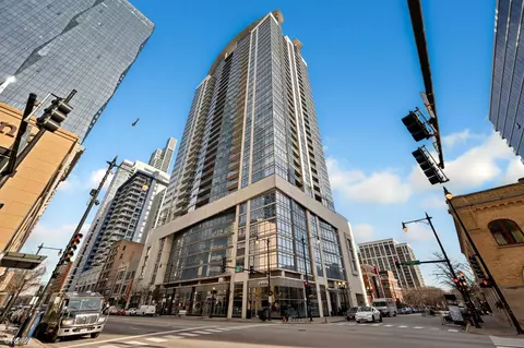 100 E 14th St #3103, Chicago, IL 60605