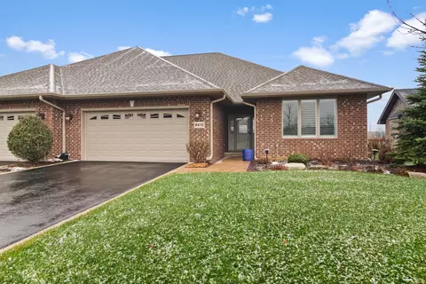 8415 Dancing Waters Ln, Saint John, IN 46373