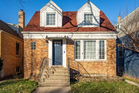 6654 W Hayes Ave, Chicago, IL 60631