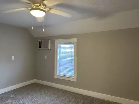 209 E Spencer St, Mclean, IL 61754 photo 34