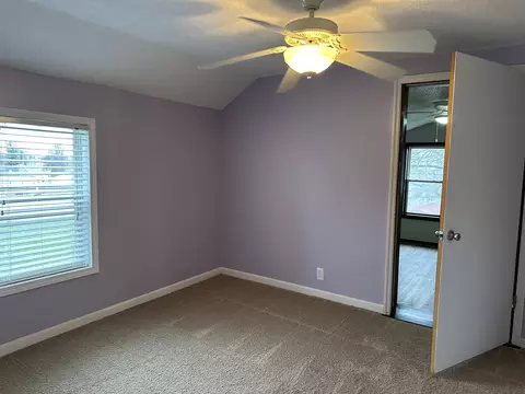 209 E Spencer St, Mclean, IL 61754 photo 29