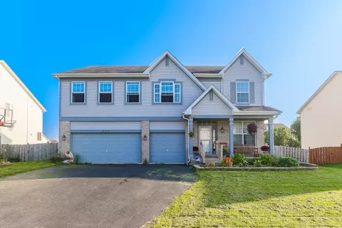277 W Biros Ln, Round Lake, IL 60073
