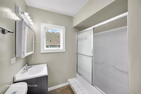 39 N Commonwealth Ave, Elgin, IL 60123 photo 15