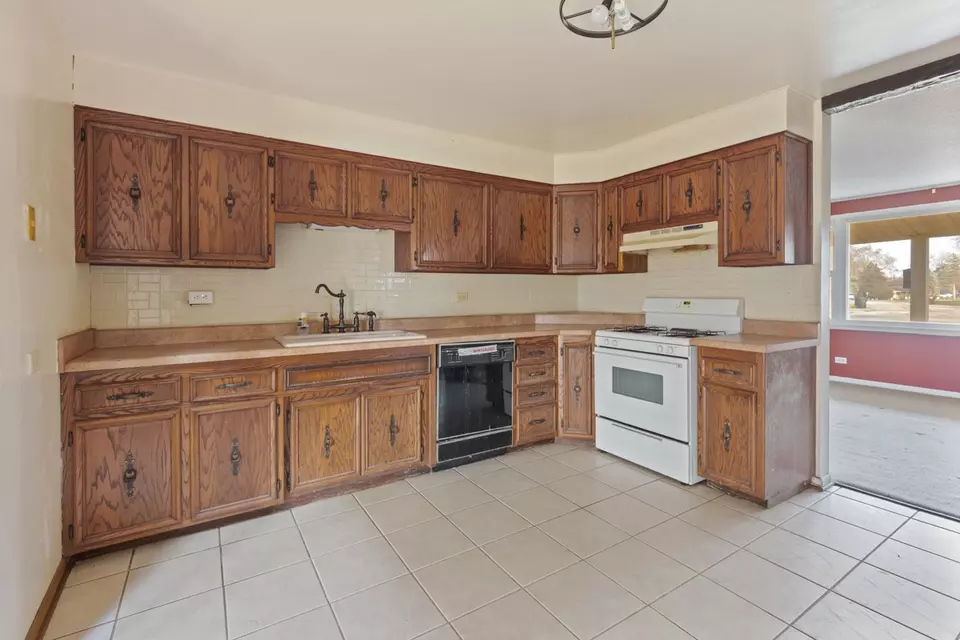  4470 186th St, Country Club Hills, IL 60478 photo 9