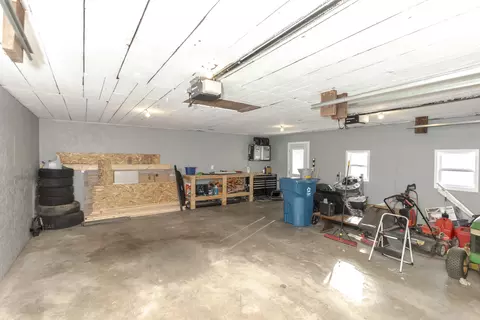 109 S 3rd Ave, Chenoa, IL 61726 photo 37
