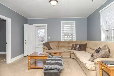 109 S 3rd Ave, Chenoa, IL 61726 photo 18