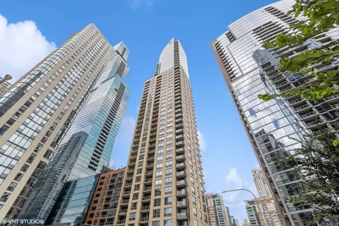 420 E Waterside Dr #511, Chicago, IL 60601