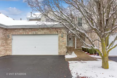 2744 Schooner Dr, New Lenox, IL 60451