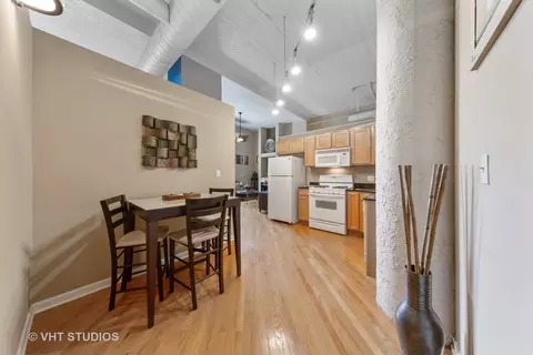 1019 W Jackson Blvd #2J, Chicago, IL 60607 photo 6