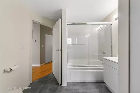 1019 W Jackson Blvd #2J, Chicago, IL 60607 photo 8