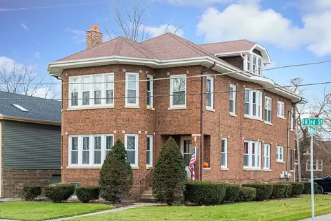 2040 183rd St, Homewood, IL 60430