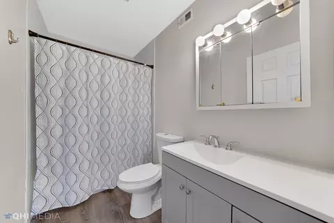 605 Waters Edge Dr #A, Mchenry, IL 60050 photo 18