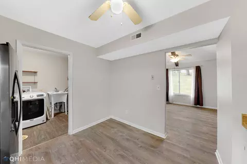 605 Waters Edge Dr #A, Mchenry, IL 60050 photo 10