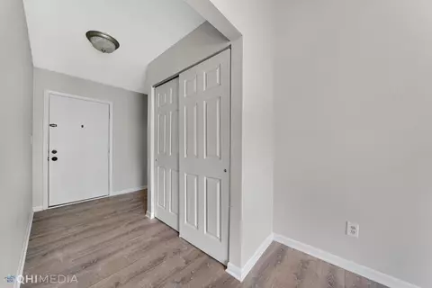 605 Waters Edge Dr #A, Mchenry, IL 60050 photo 5