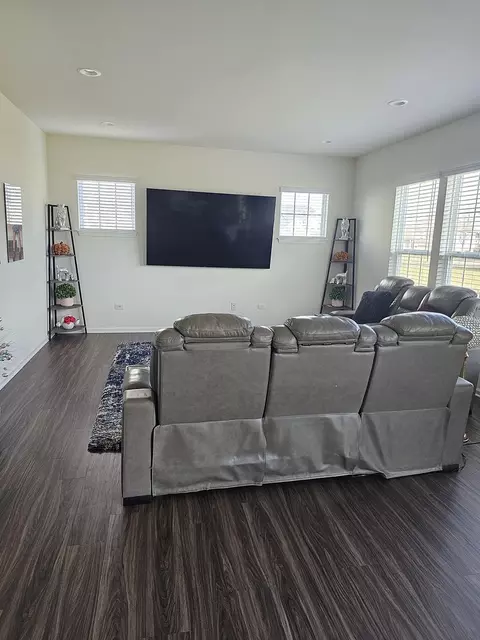12505 S Willowgate Ln, Plainfield, IL 60585 photo 10