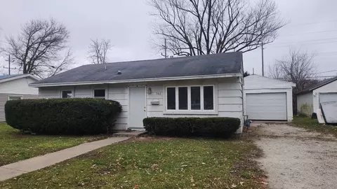 660 N Hammes Ave, Kankakee, IL 60901 photo 2