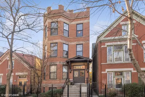 1122 N Winchester Ave #3, Chicago, IL 60622
