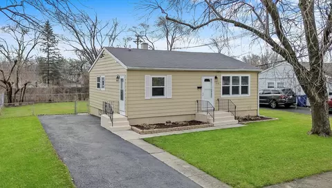 2230 220th St, Sauk Village, IL 60411