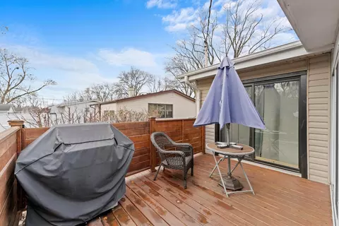 3900 Eagle Ln, Rolling Meadows, IL 60008 photo 23
