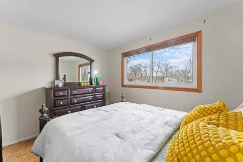 3900 Eagle Ln, Rolling Meadows, IL 60008 photo 10