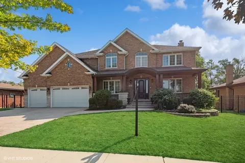 4525 N Redwood Dr, Norridge, IL 60706