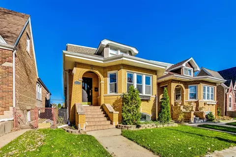 6114 W Fletcher St, Chicago, IL 60634