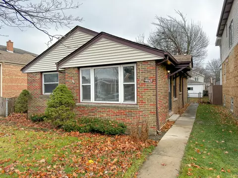 9947 S Washtenaw Ave, Chicago, IL 60655