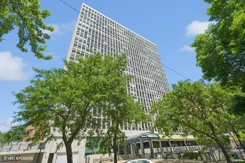 444 W Fullerton Pkwy #610, Chicago, IL 60614