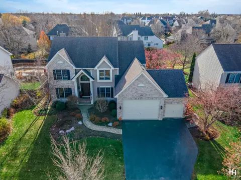 2023 Tunbridge Trl, Algonquin, IL 60102 photo 3