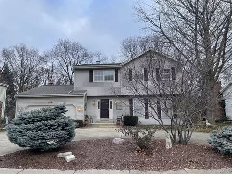 1041 Shabbona Trl, Batavia, IL 60510