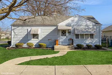 5328 Alexander Pl, Oak Lawn, IL 60453