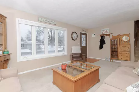 2708 E Washington St, Bloomington, IL 61704 photo 12