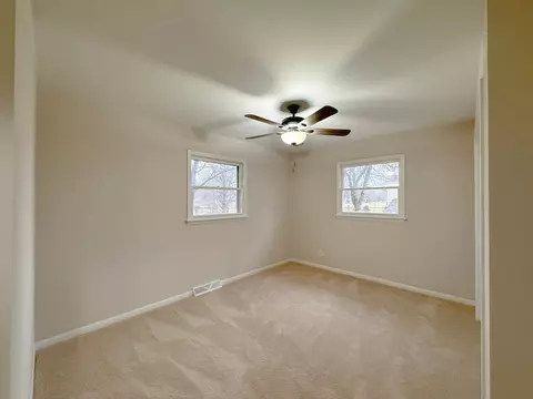 1916 Robert St, Aurora, IL 60506 photo 6