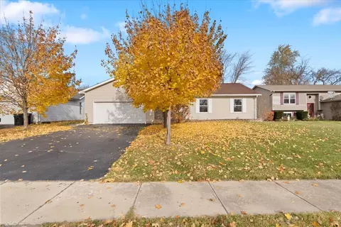 2800 31st St, Zion, IL 60099