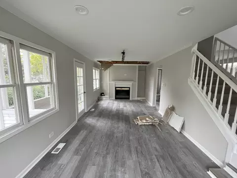 213 E North End Ave, Elmhurst, IL 60126 photo 3