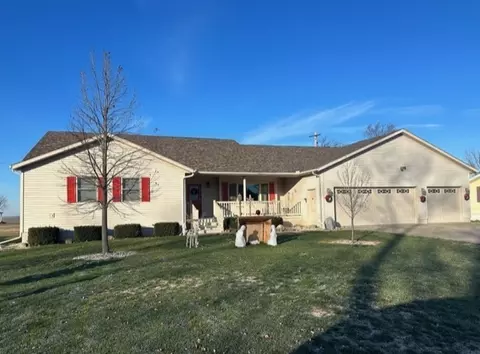 210 S New St, Gifford, IL 61847