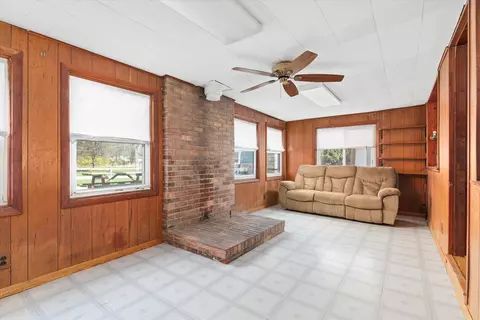 140 E 1st St, Braidwood, IL 60408 photo 20