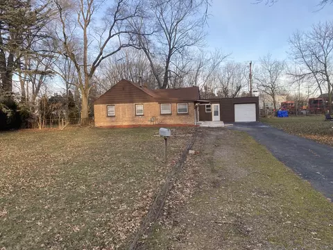 Exterior - 3735 Emerald Ave, Steger, IL 60475 photo 2 of 5