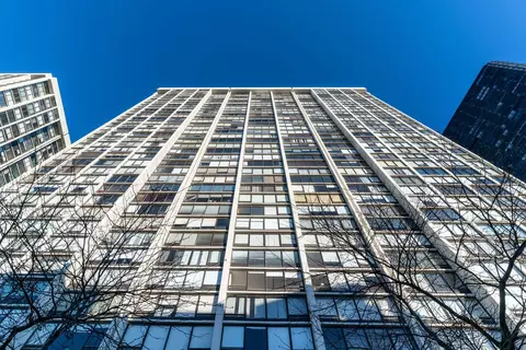 5445 N Sheridan Rd #3911, Chicago, IL 60640
