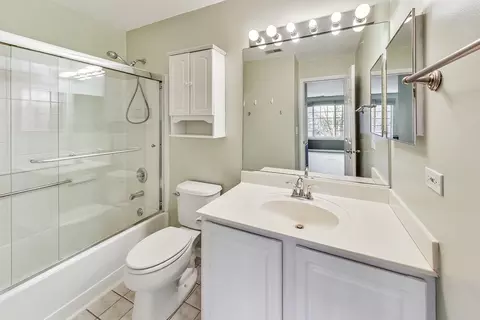 184 Lucerne Ct, Wheeling, IL 60090 photo 28