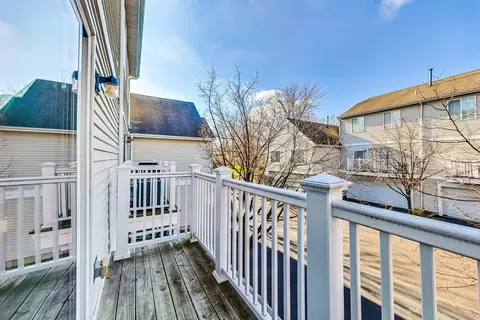 184 Lucerne Ct, Wheeling, IL 60090 photo 22