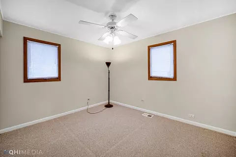 2402 Wing St, Rolling Meadows, IL 60008 photo 13