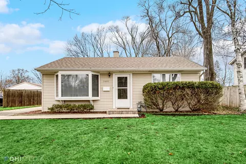2402 Wing St, Rolling Meadows, IL 60008