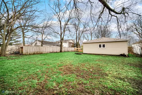 2402 Wing St, Rolling Meadows, IL 60008 photo 19