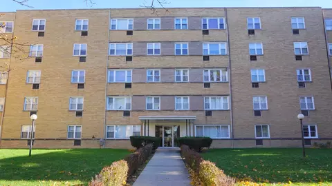 6161 N Hoyne Ave #501, Chicago, IL 60659