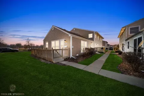 7684 159th Pl #7684, Tinley Park, IL 60477