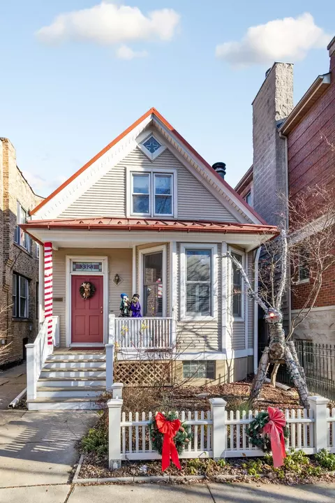 3323 N Hamilton Ave, Chicago, IL 60618