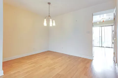 9360 Hamilton Ct #C, Des Plaines, IL 60016 photo 10